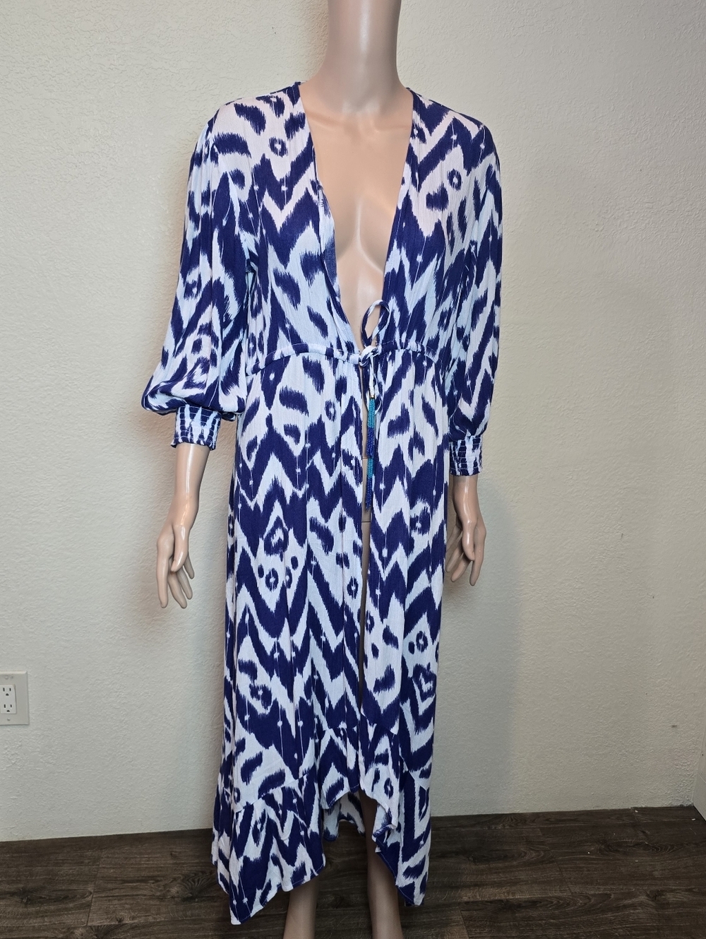 Blue Island Women's Blue/White Boho Flowy Tie Front Beach Cover Up Size Small - Picture 6 of 11